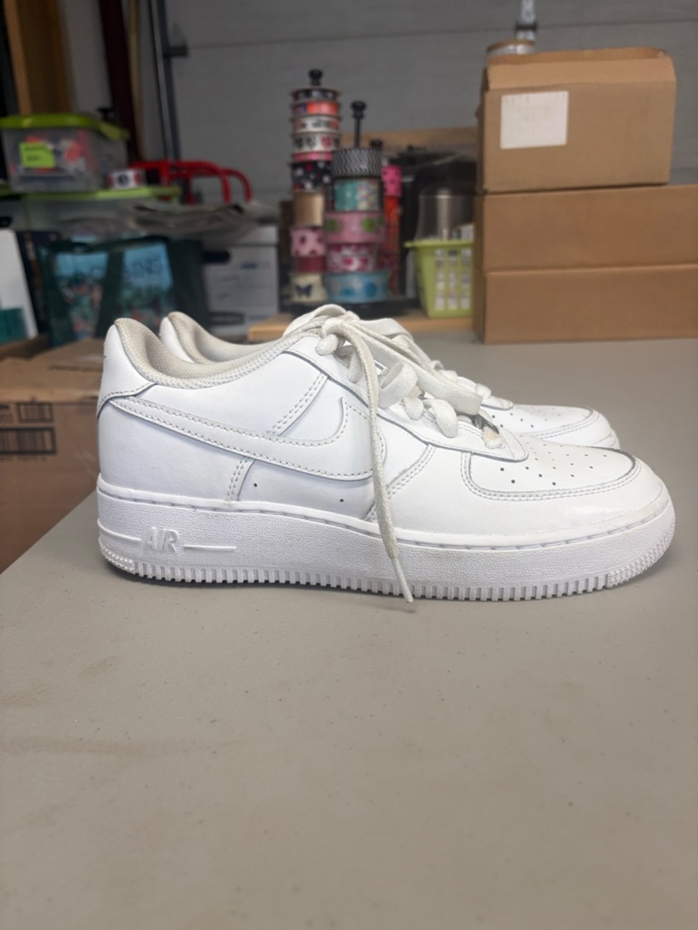 Nike White Low-Top Leather Sneakers with Swoosh Accent